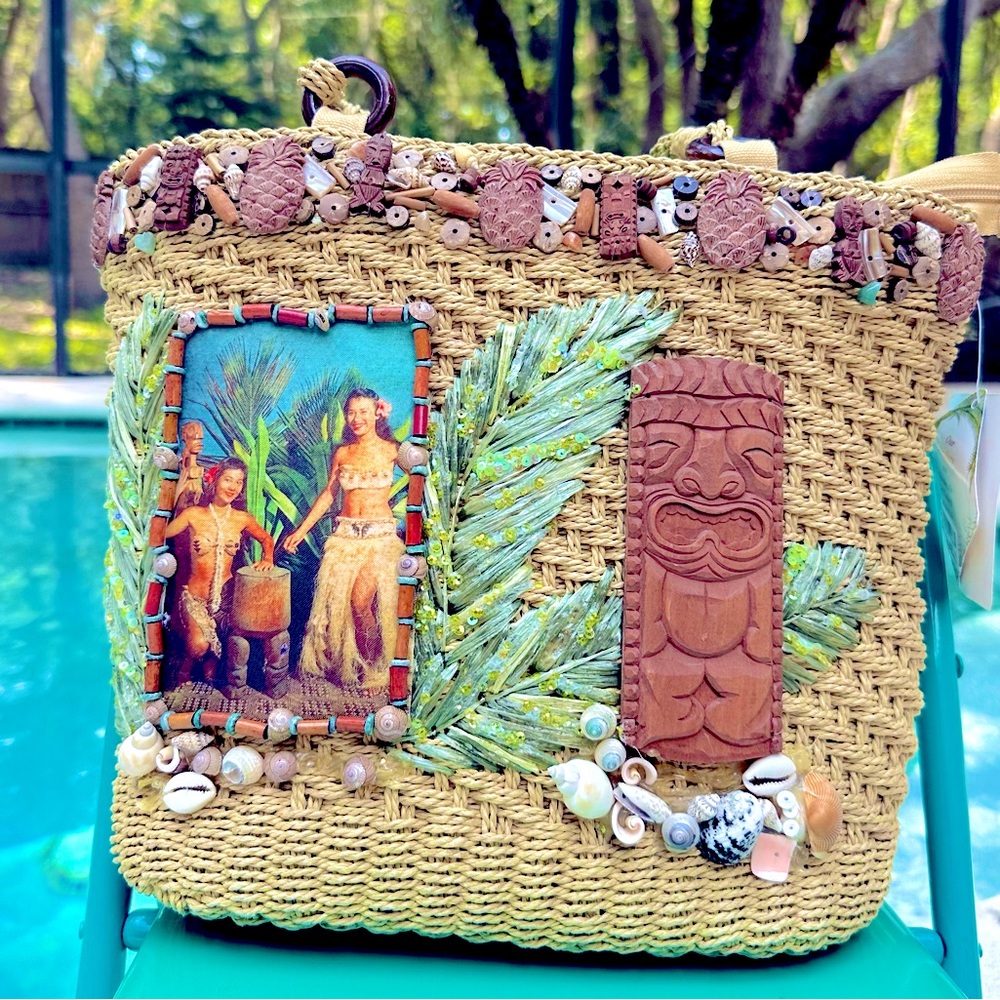 NWT Cappella Straworld Purse Tiki Hula Dancers & Shells Decor from Disney World🍍